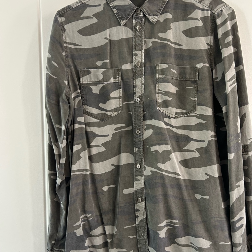 Express Camouflage Button-Up Shirt